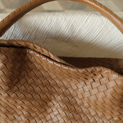 Bottega Veneta Vintage Caramel Brown Intrecciato Ring Hobo style Bucket Shoulder Bag