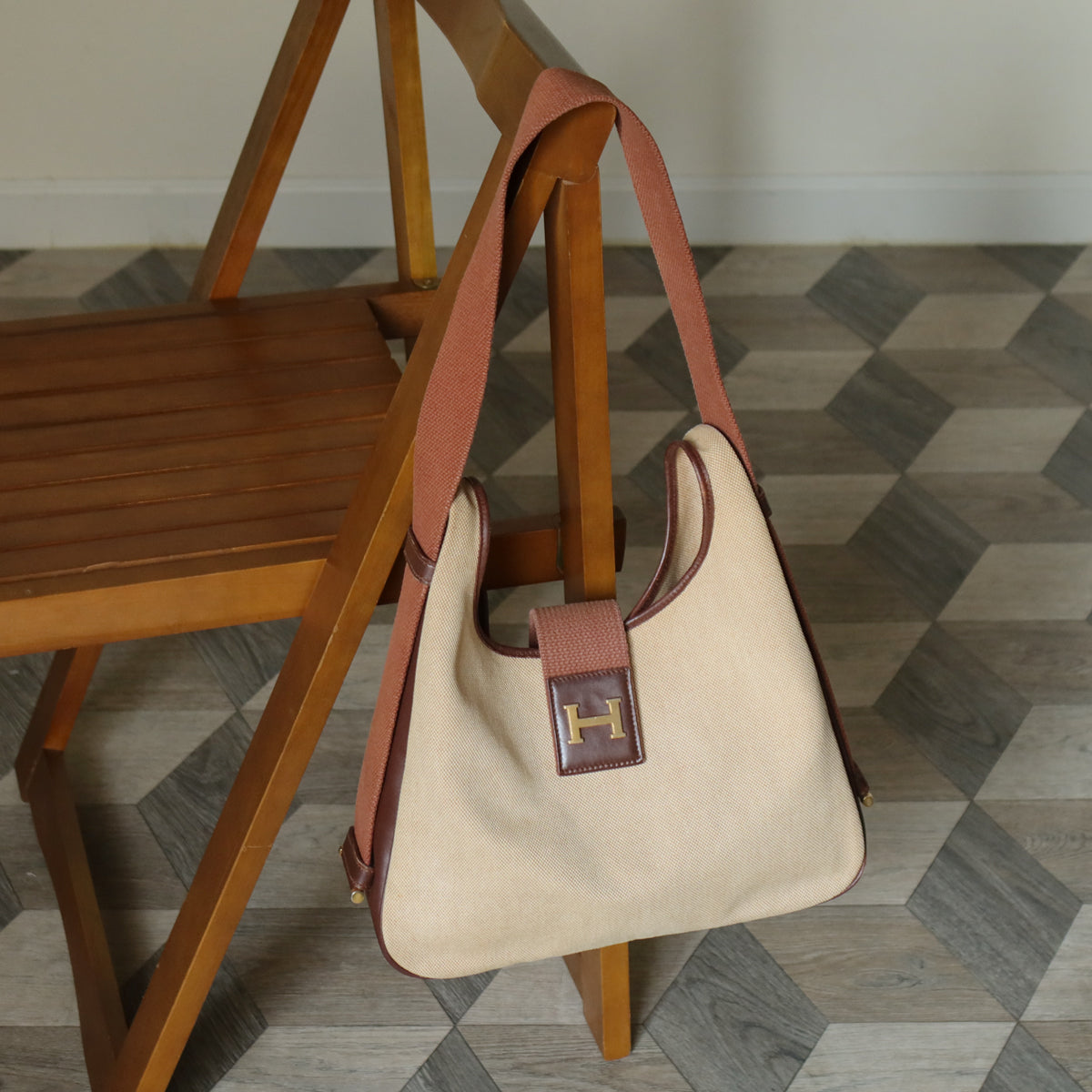 Hermès Vintage '70s Brown Leather Beige Toile Tsako Shoulder Bag