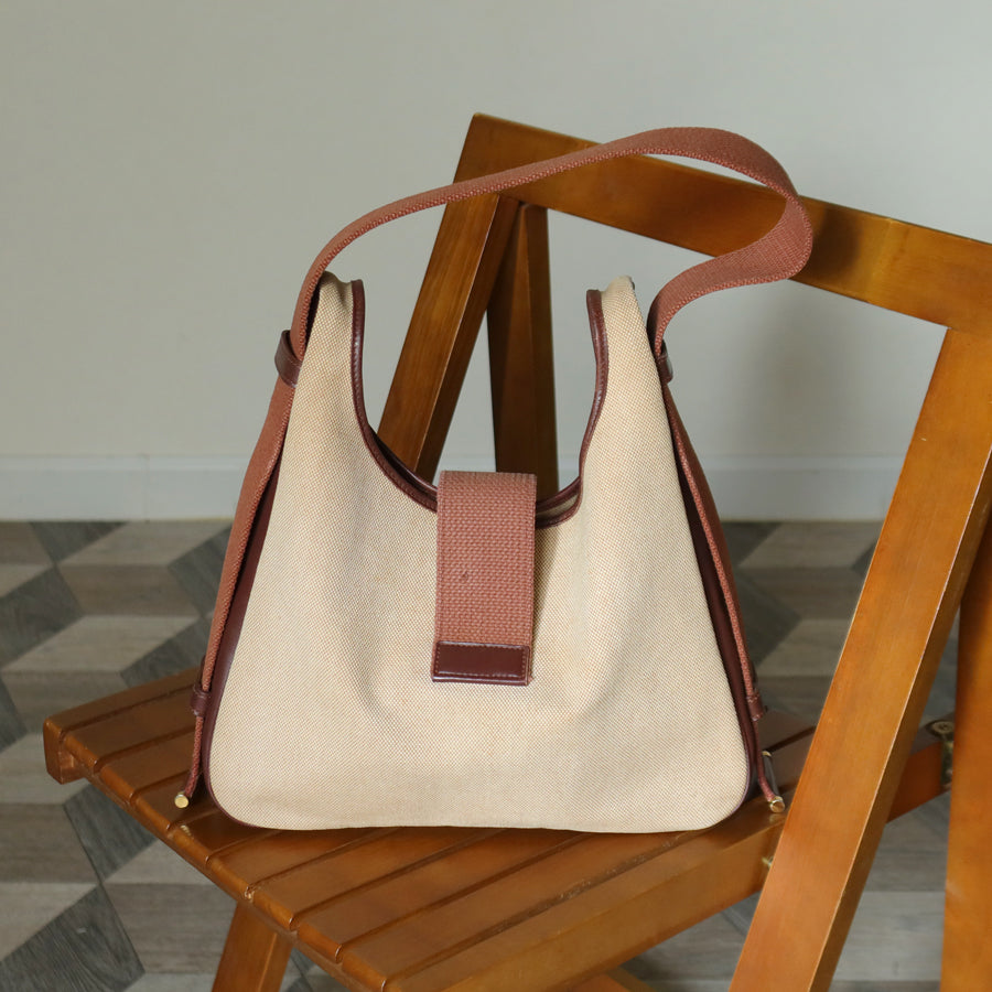 Hermès Vintage '70s Brown Leather Beige Toile Tsako Shoulder Bag