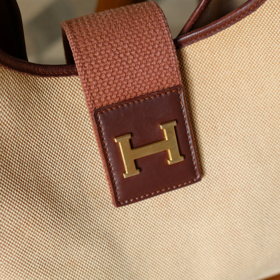 Hermès Vintage '70s Brown Leather Beige Toile Tsako Shoulder Bag
