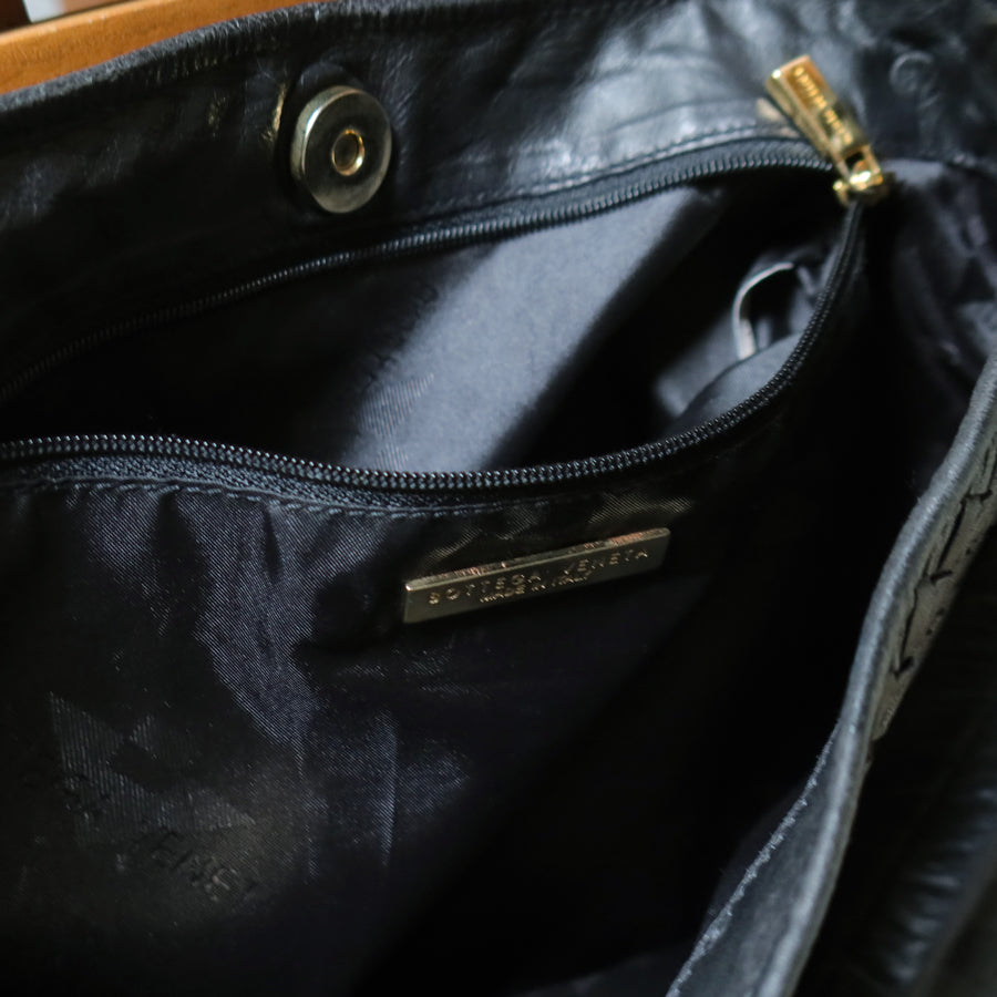 Bottega Veneta Vintage Black Intrecciato Mismatch Rings Hobo Shoulder Bag