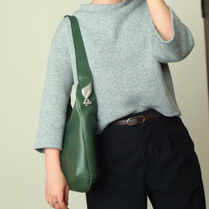 Loewe Vintage Emerald Green Grained Leather Knot Charm Hobo Shoulder Bag