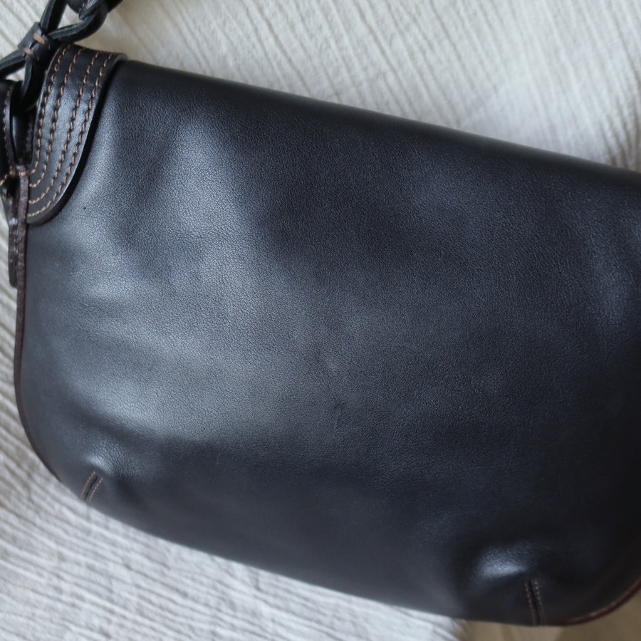 Loewe Vintage Black Leather Knot Link Strap Anagram Shoulder Flap Bag