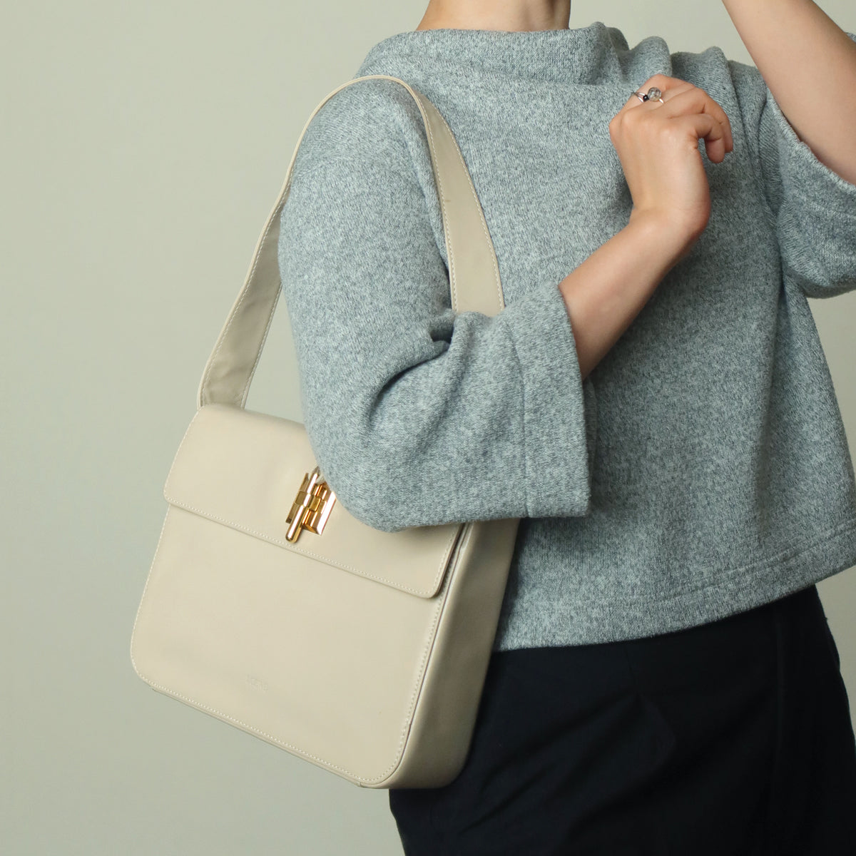 Loewe Vintage Ivory White Smooth Leather Boxy Gold hardware Shoulder Bag