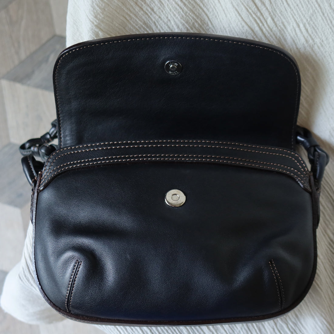 Loewe Vintage Black Leather Knot Link Strap Anagram Shoulder Flap Bag