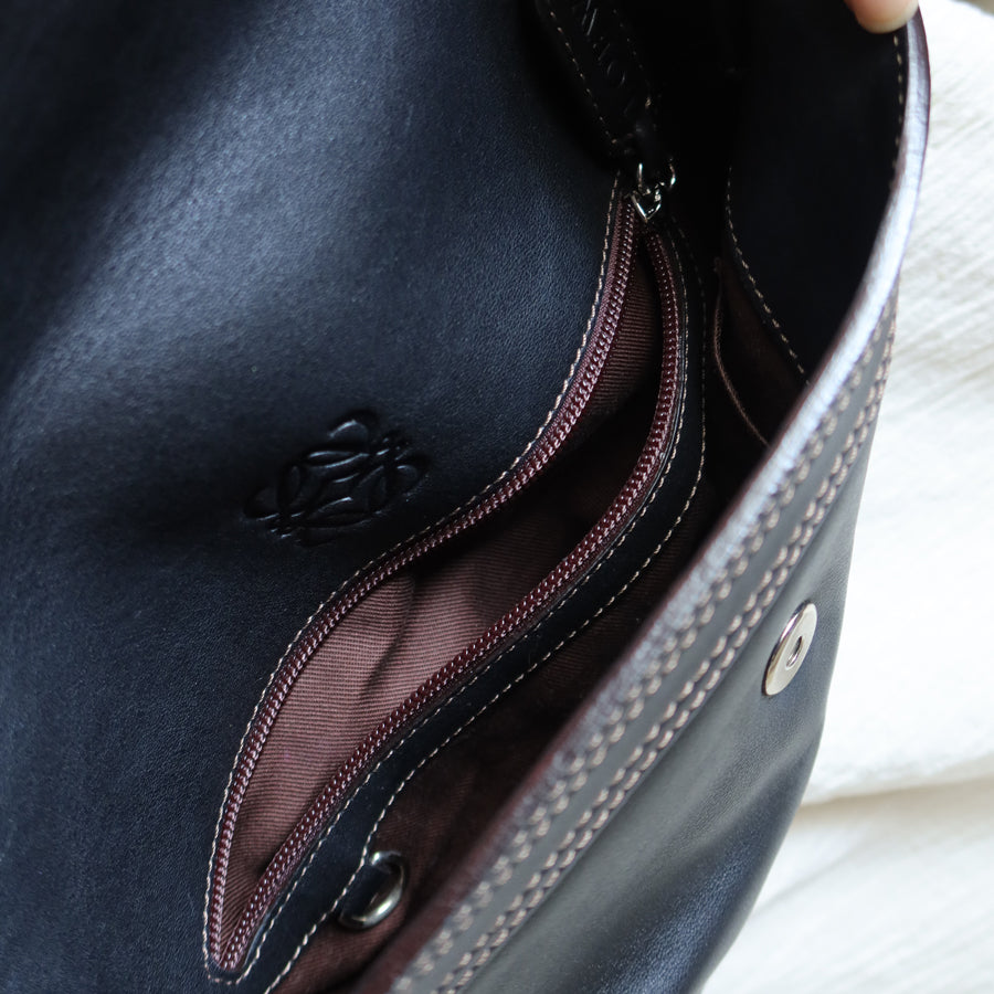 Loewe Vintage Black Leather Knot Link Strap Anagram Shoulder Flap Bag
