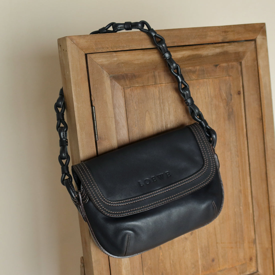 Loewe Vintage Black Leather Knot Link Strap Anagram Shoulder Flap Bag
