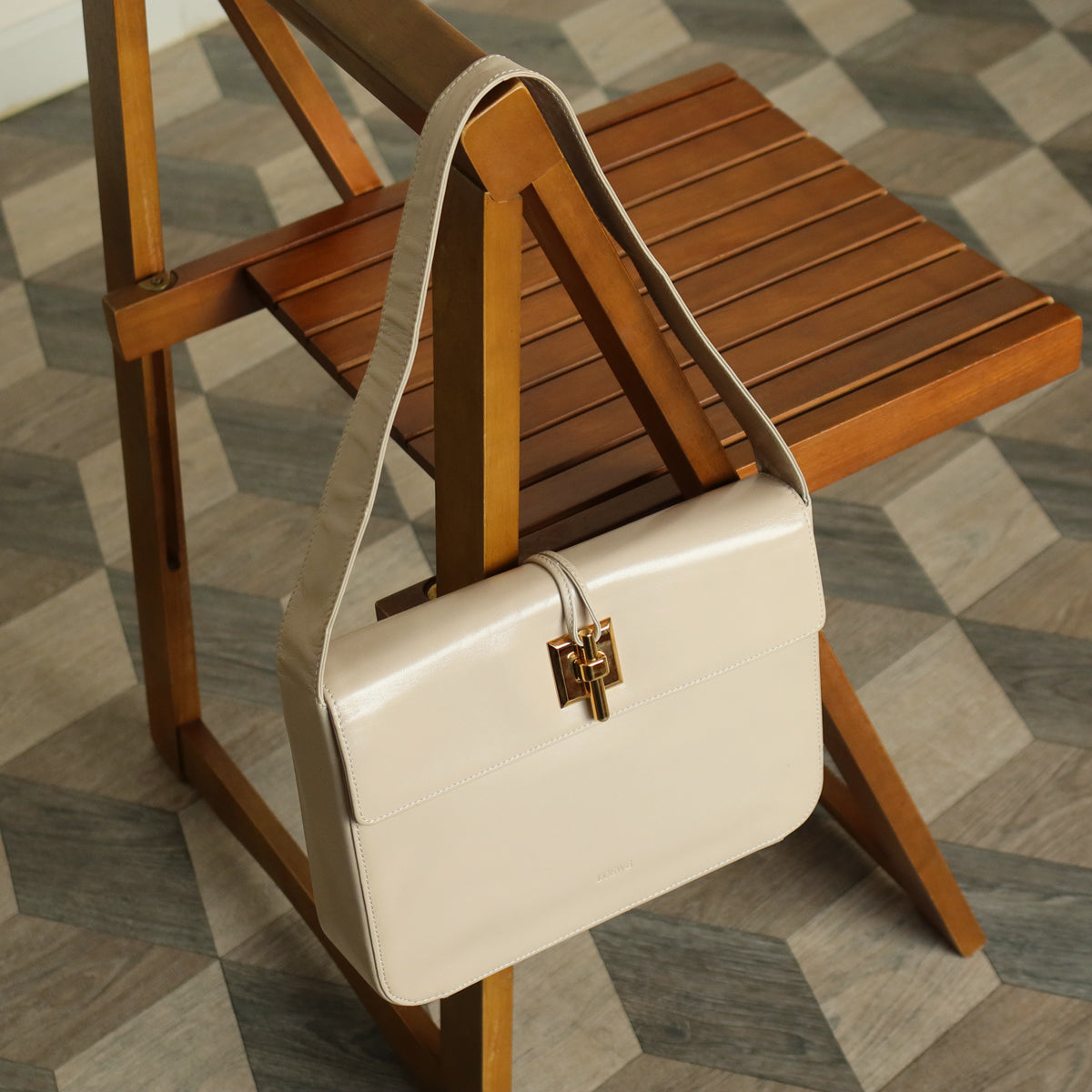 Loewe Vintage Ivory White Smooth Leather Boxy Gold hardware Shoulder Bag