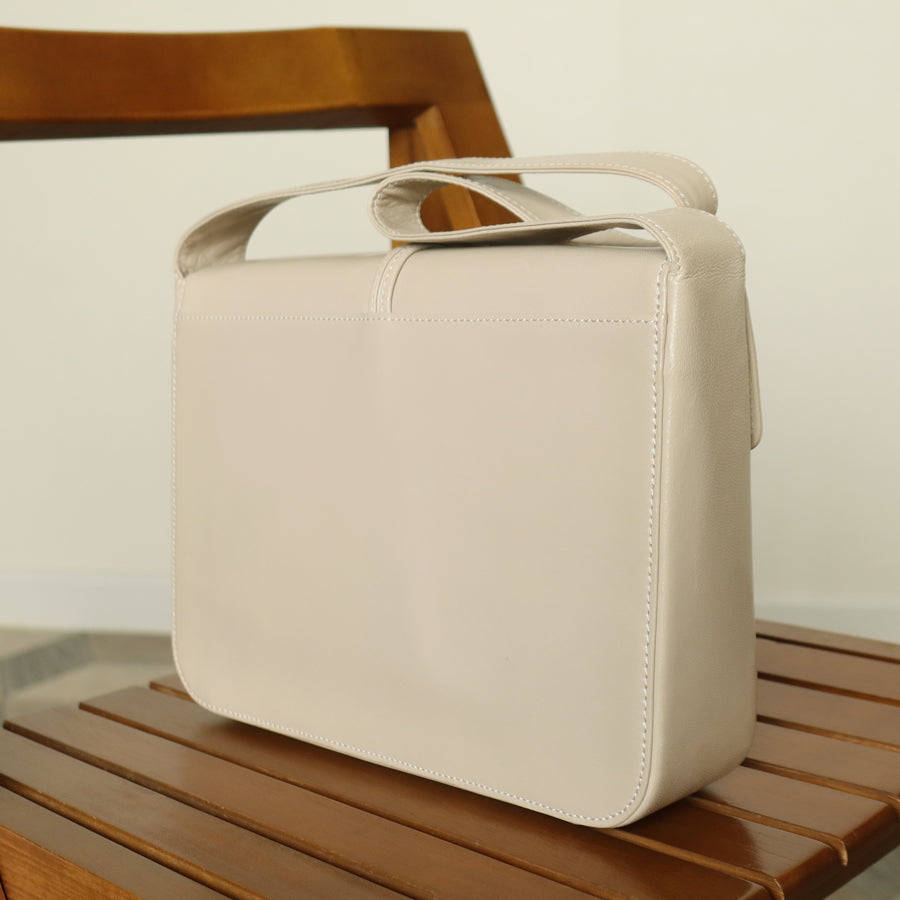 Loewe Vintage Ivory White Smooth Leather Boxy Gold hardware Shoulder Bag