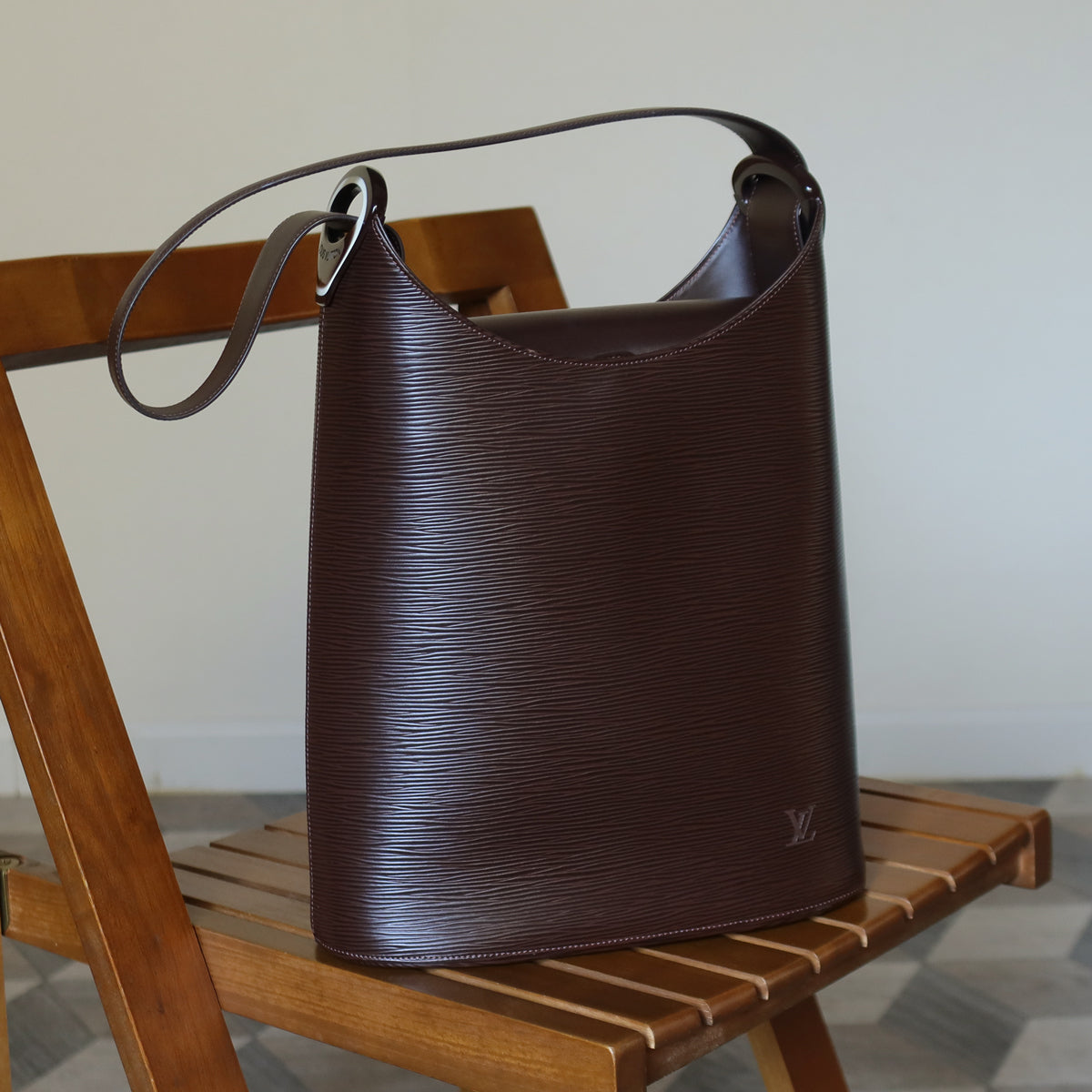 Louis Vuitton Vintage Chestnut Brown Epi Leather Verseau Shoulder Bag