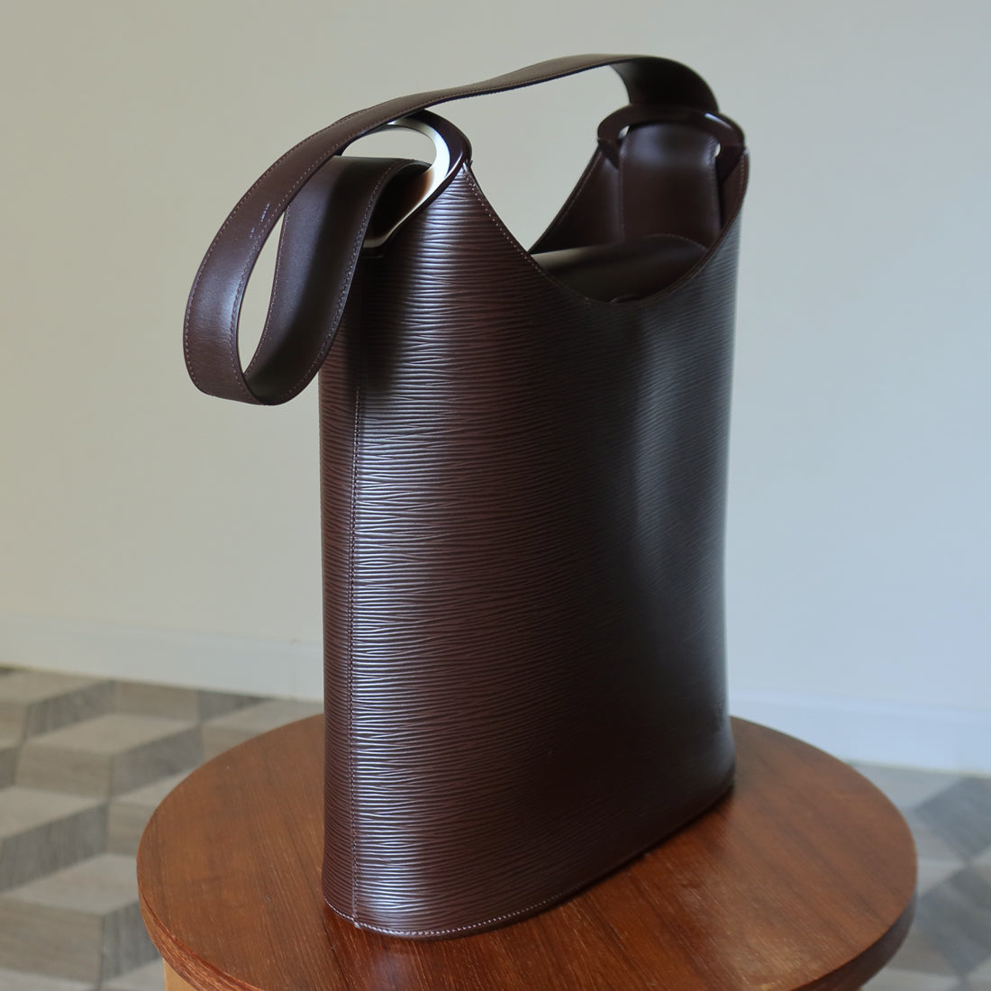 Louis Vuitton Vintage Chestnut Brown Epi Leather Verseau Shoulder Bag