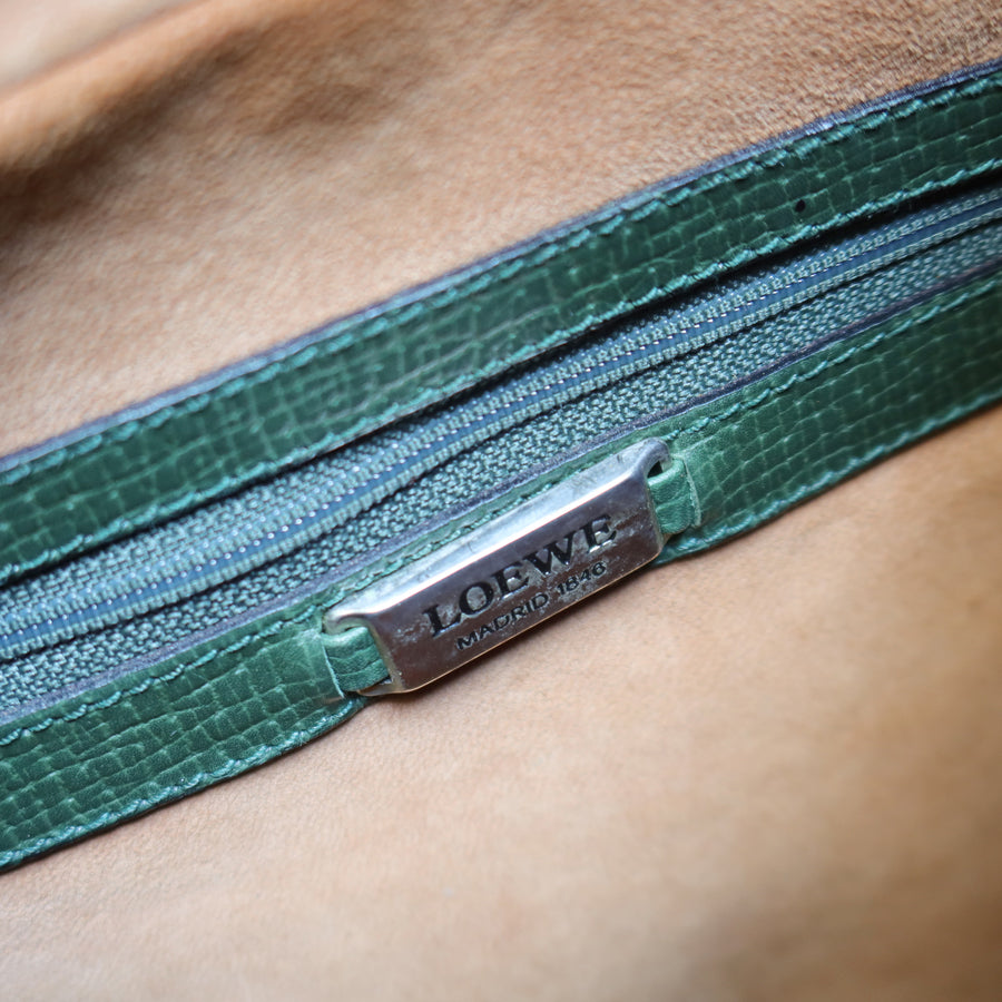 Loewe Vintage Emerald Green Grained Leather Knot Charm Hobo Shoulder Bag