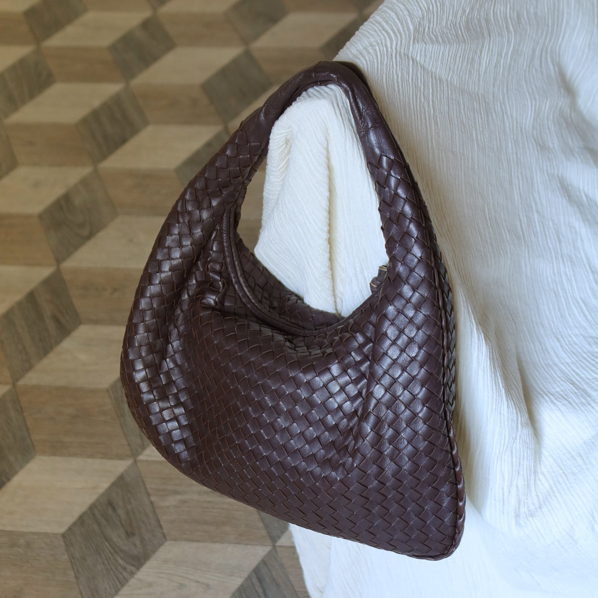 Bottega Veneta Vintage Dark Brown Intrecciato Weave Ebano Hobo Shoulder Bag N