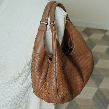 Bottega Veneta Vintage Caramel Brown Intrecciato Campana Hobo Shoulder Bag M