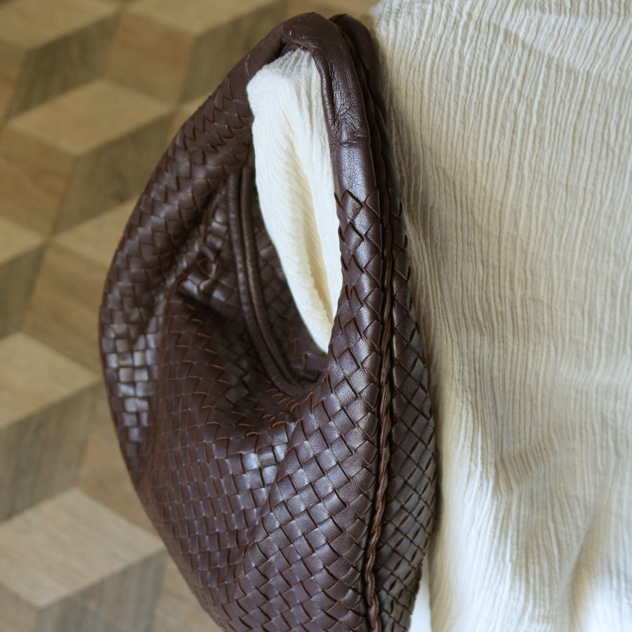 Bottega Veneta Vintage Dark Brown Intrecciato Weave Ebano Hobo Shoulder Bag N