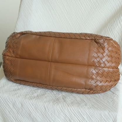 Bottega Veneta Vintage Caramel Brown Intrecciato Campana Hobo Shoulder Bag M