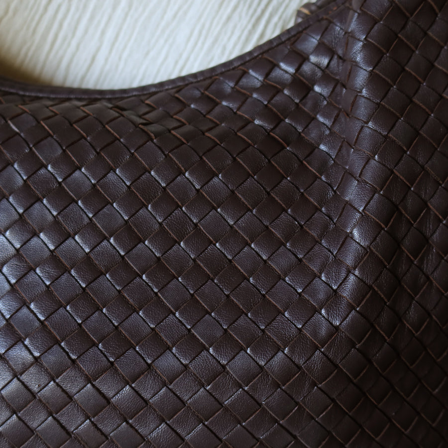 Bottega Veneta Vintage Dark Brown Intrecciato Weave Ebano Hobo Shoulder Bag N