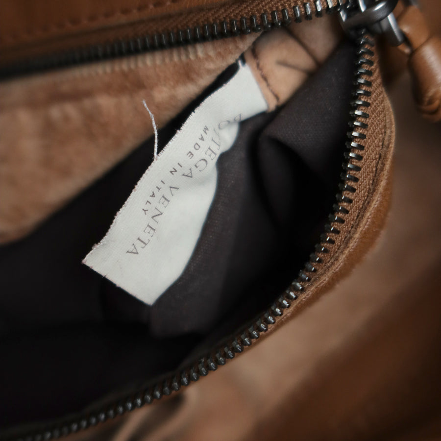 Bottega Veneta Vintage Caramel Brown Intrecciato Campana Hobo Shoulder Bag M