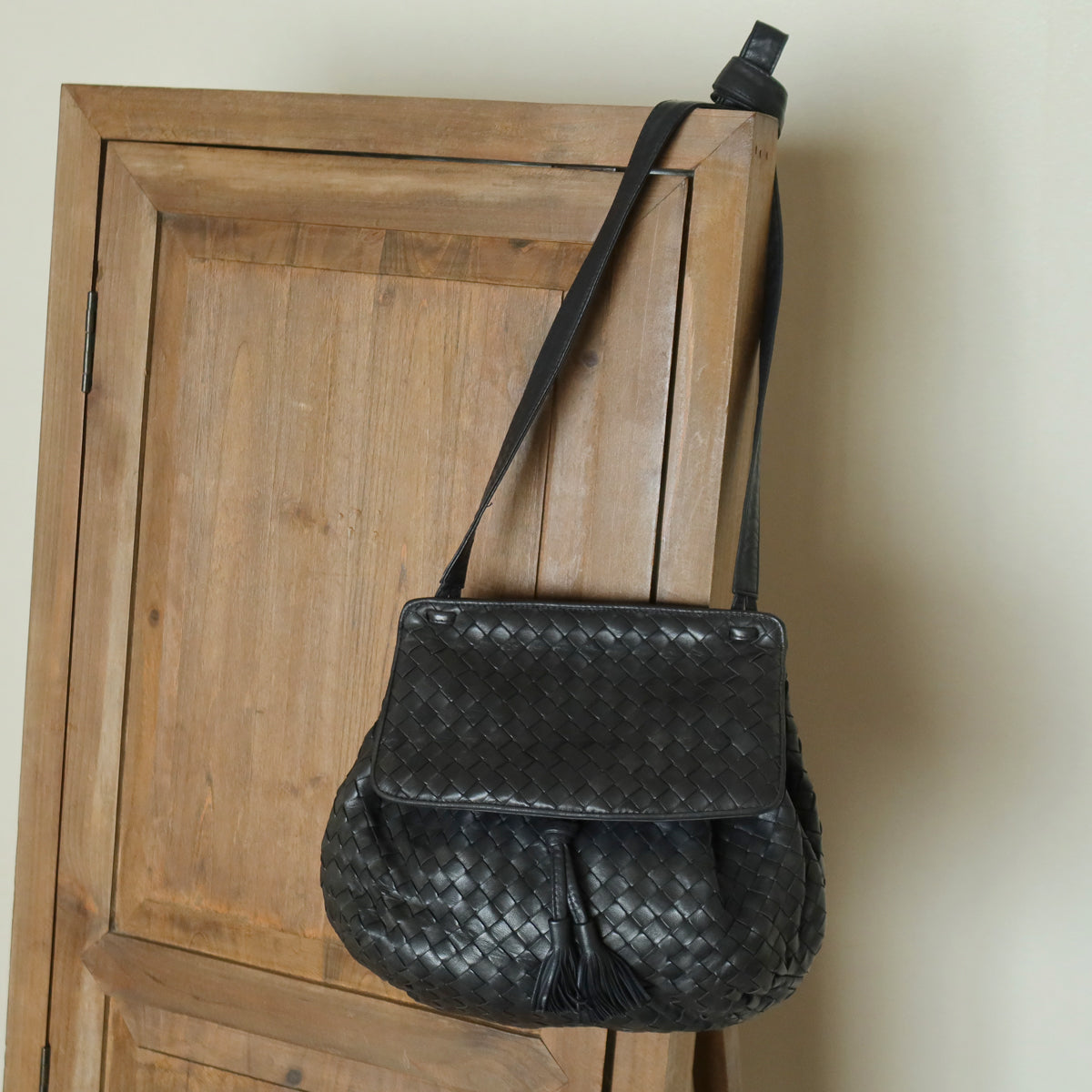 Bottega Veneta Vintage Charcoal Grey Intrecciato Weave 2way Crossbody Shoulder Bag
