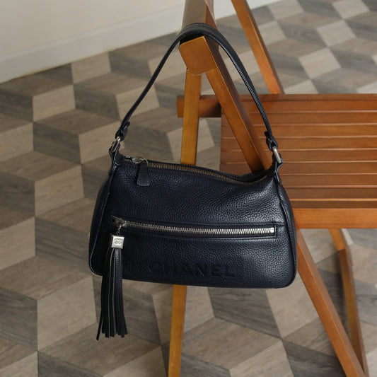 Chanel Vintage Black Grained Calfskin CC Charm Baguette Shoulder Bag
