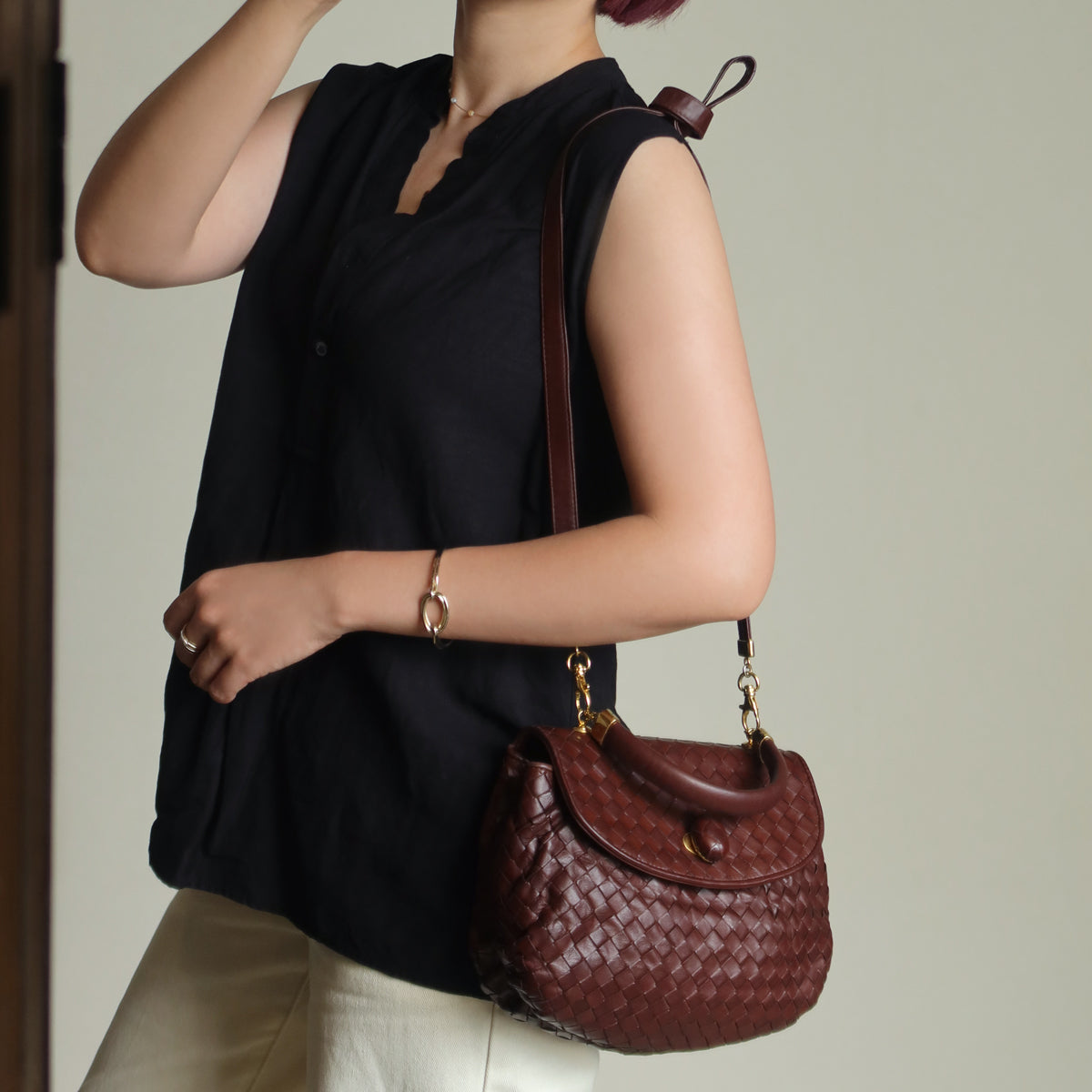 Bottega Veneta Vintage Dark Brown Intrecciato Weave Turn Lock 2way Shoulder Bag