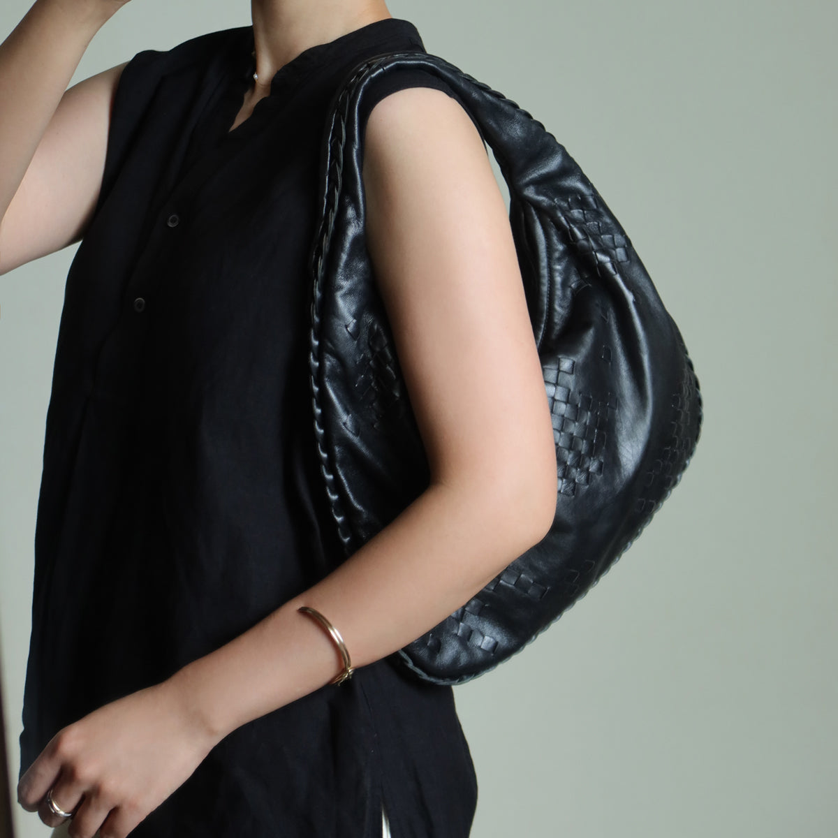 Bottega Veneta Vintage Black Patchy Intrecciato Weave Medium Hobo Shoulder Bag