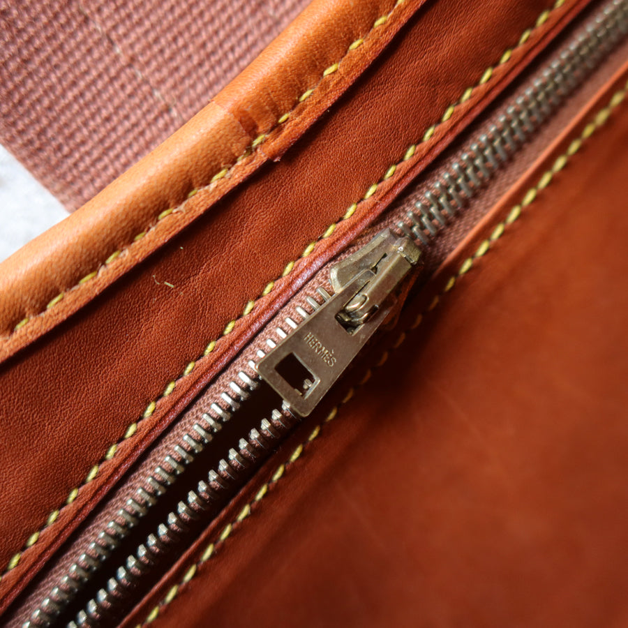 Hermès Vintage '80s Brown Leather Beige Toile Tsako Shoulder Bag