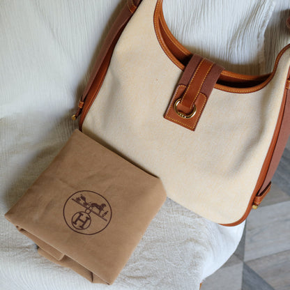 Hermès Vintage '80s Brown Leather Beige Toile Tsako Shoulder Bag