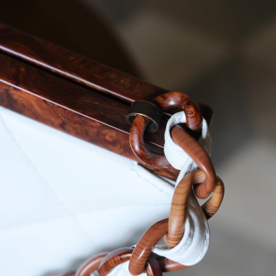 Rare Chanel Vintage White Quilted Leather Wood Link Chain Kiss Lock Shoulder Bag