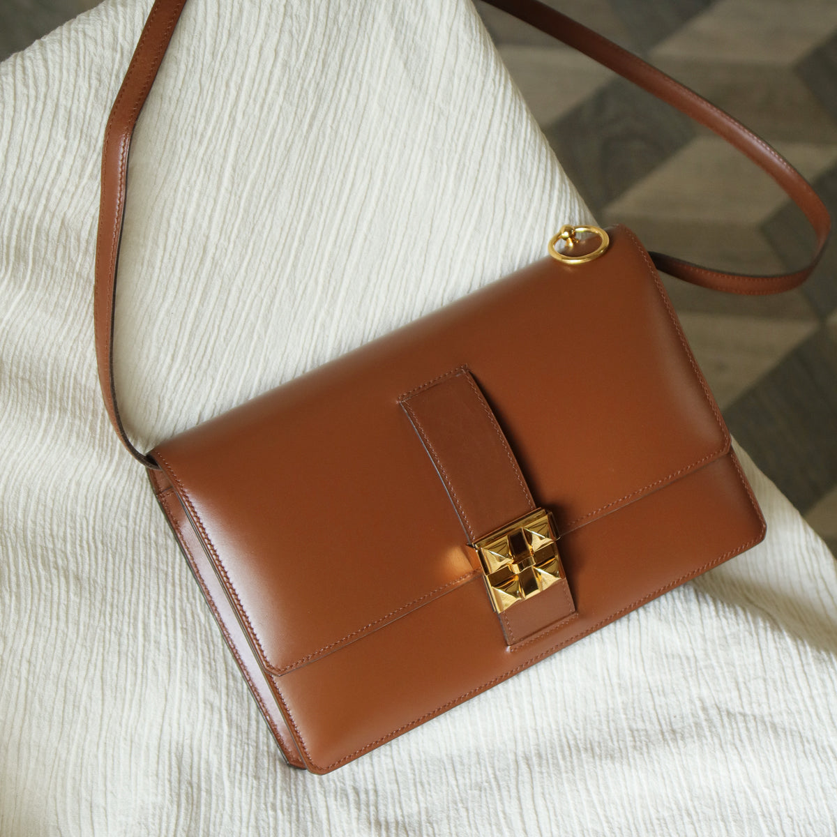Vintage Hermès Caramel Brown Médor Collier de Chien Clutch Shoulder 2way Flap Bag