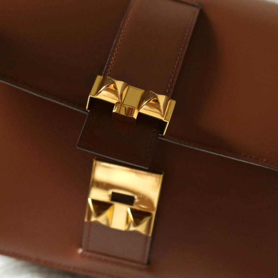 Vintage Hermès Caramel Brown Médor Collier de Chien Clutch Shoulder 2way Flap Bag