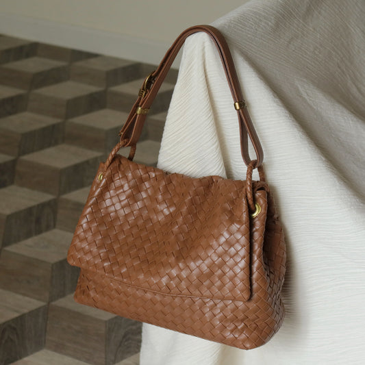 Bottega Veneta Vintage Caramel Brown Intrecciato Ring Hobo Shoulder Flap Bag