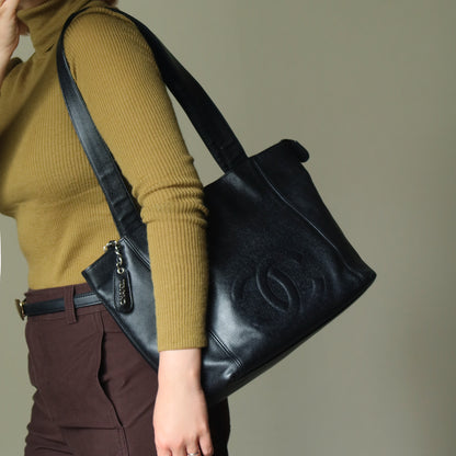 Chanel Vintage Black Caviar Leather CC mark Zipper charm Shoulder Tote Bag
