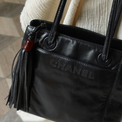 Chanel Vintage Black Lambskin Leather CC Tassel Logo Shoulder Tote Bag