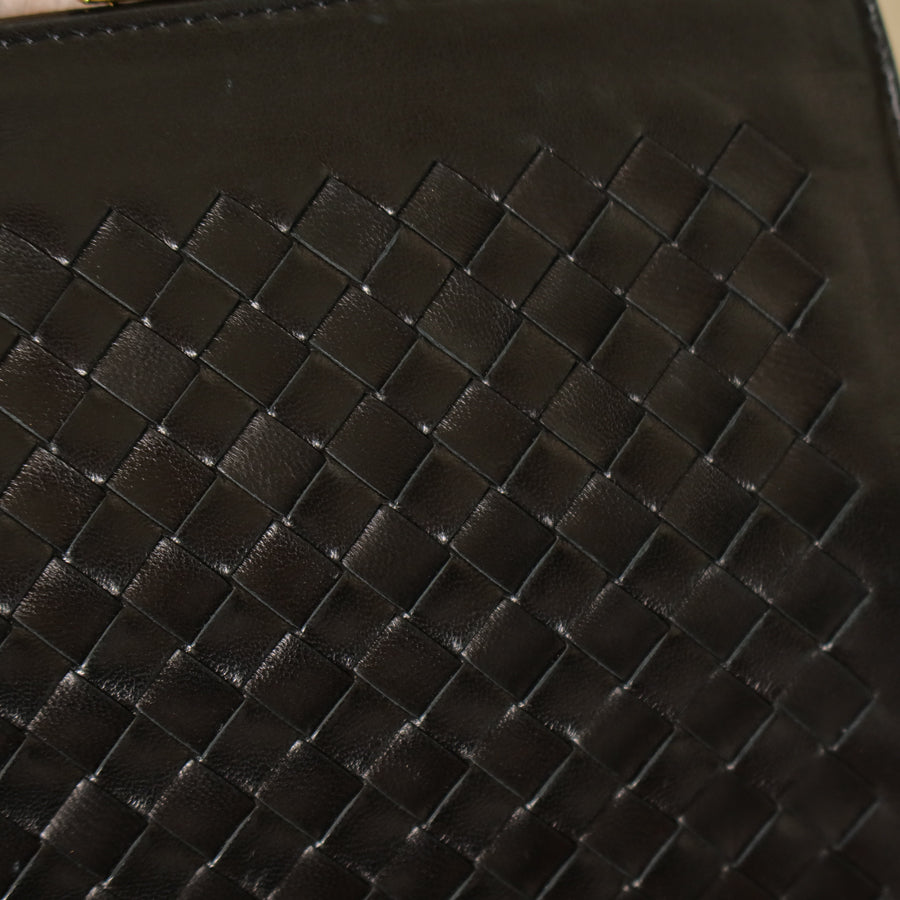 Vintage Bottega Veneta Black Lambskin Intrecciato Top Handle Kiss Lock Lady Bag