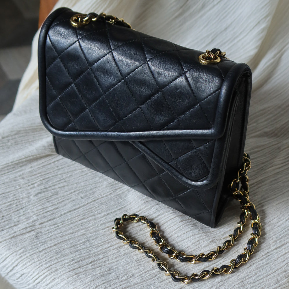Chanel Vintage Black Lambskin Tassel Asymmetrical Double Flap Bag [3]