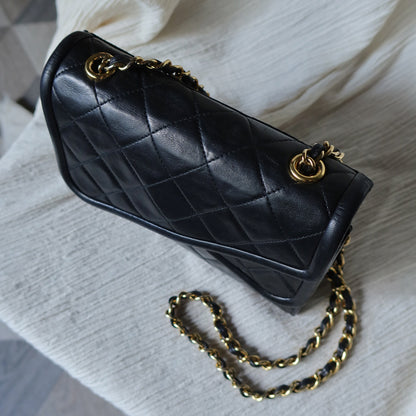 Chanel Vintage Black Lambskin Tassel Asymmetrical Double Flap Bag [3]
