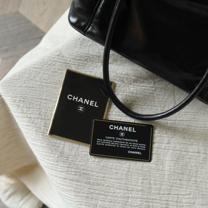 Chanel Vintage Black Lambskin Leather CC Tassel Logo Shoulder Tote Bag