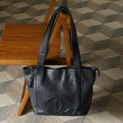 Chanel Vintage Black Caviar Leather CC mark Zipper charm Shoulder Tote Bag