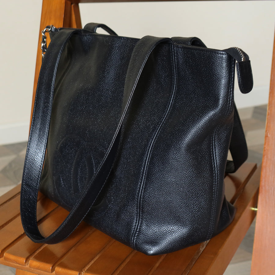Chanel Vintage Black Caviar Leather CC mark Zipper charm Shoulder Tote Bag