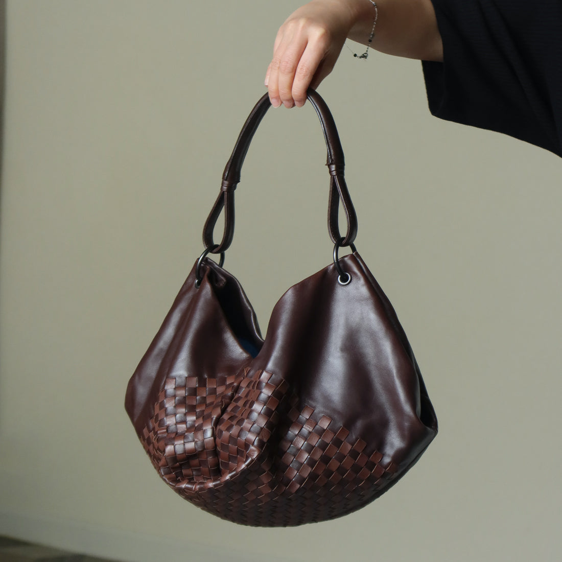 Rare Bottega Veneta Brown Dual tone Intrecciato Weave Shoulder Bag