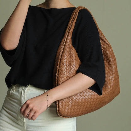 Bottega Veneta Vintage Caramel Brown Intrecciato Weave Veneta Hobo Bag Large