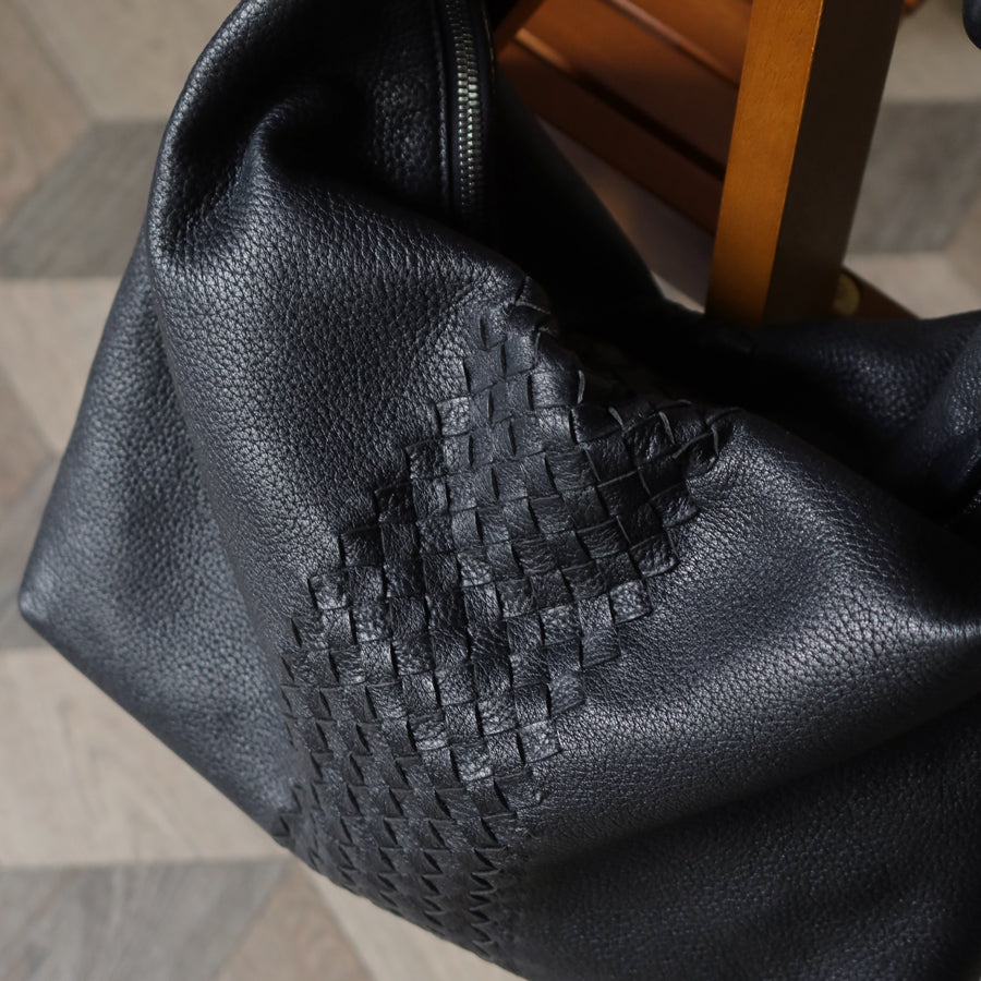 Bottega Veneta Vintage Black Intrecciato Leather Twisted Strap Hobo Shoulder Bag