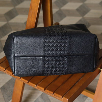 Bottega Veneta Vintage Black Intrecciato Leather Twisted Strap Hobo Shoulder Bag