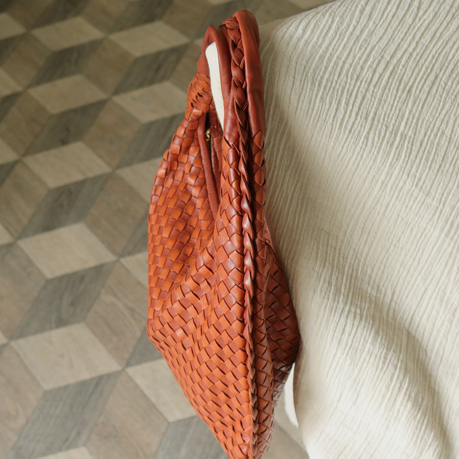 Rare Bottega Veneta Burnt Coral Orange Dual tone Intrecciato Weave Veneta Hobo Bag