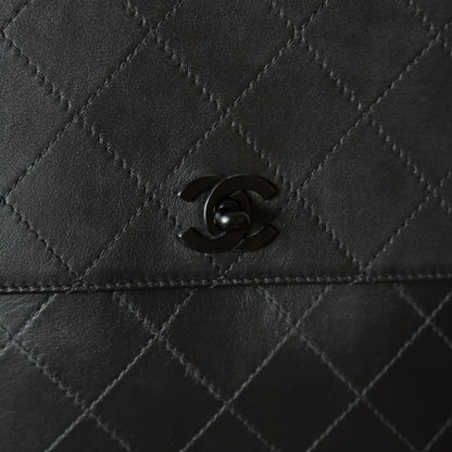 Chanel Vintage Black Lambskin Quilted CC Turn lock Shoulder Bag