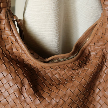 Bottega Veneta Vintage Caramel Brown Intrecciato Weave Veneta Hobo Bag Large