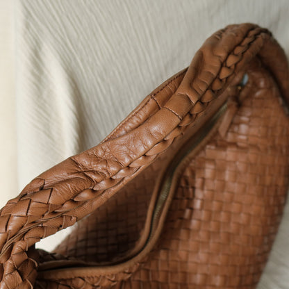 Bottega Veneta Vintage Caramel Brown Intrecciato Weave Veneta Hobo Bag Large