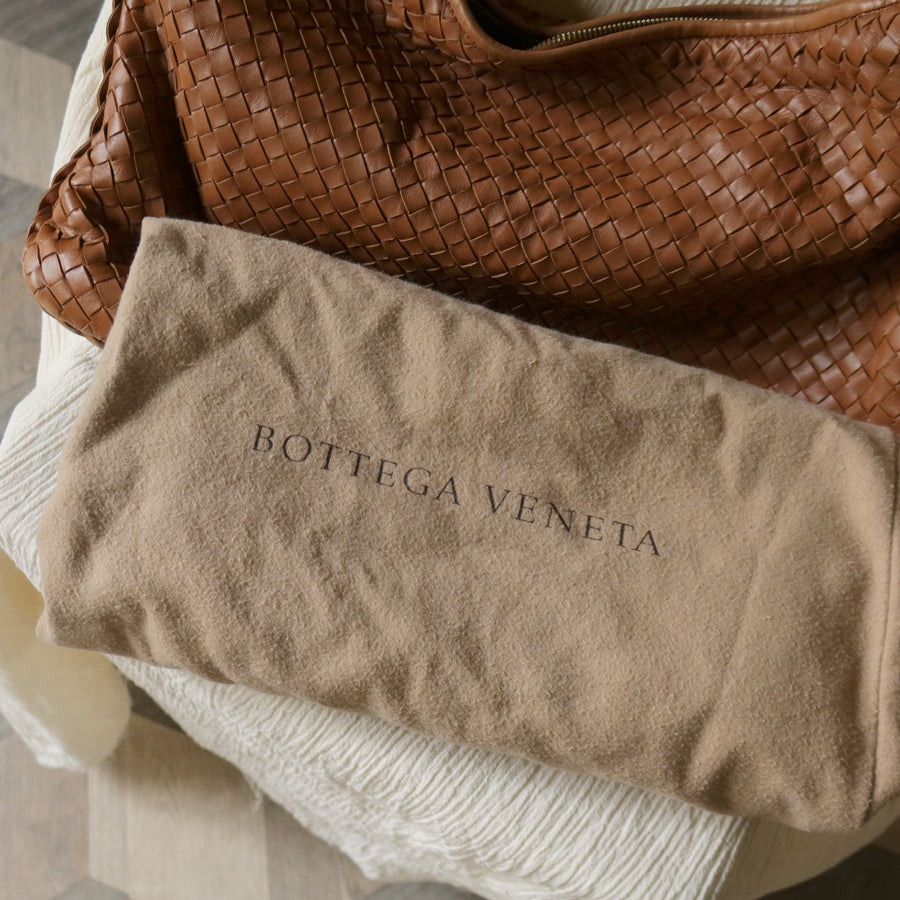 Bottega Veneta Vintage Caramel Brown Intrecciato Weave Veneta Hobo Bag Large
