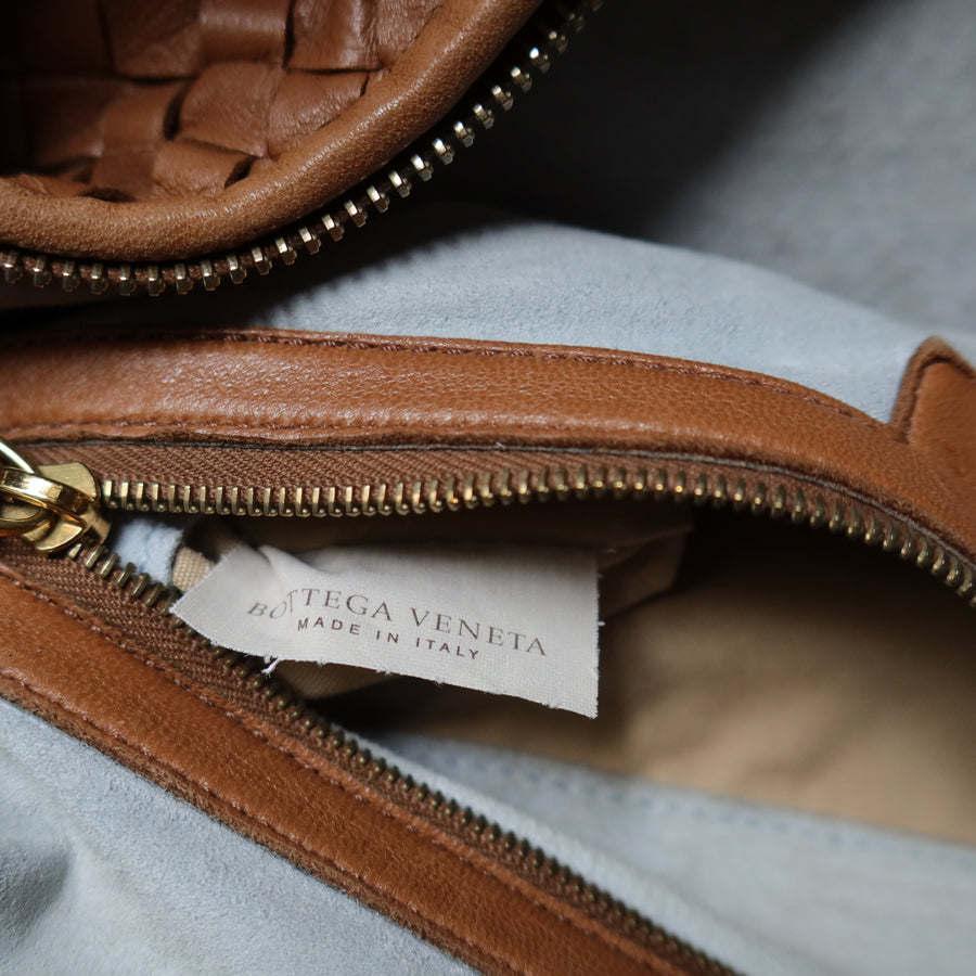 Bottega Veneta Vintage Caramel Brown Intrecciato Weave Veneta Hobo Bag Large